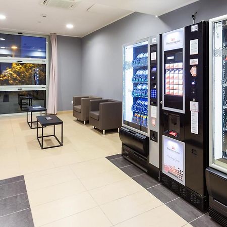 Camplus Mazzini Aparthotel Bologna Luaran gambar