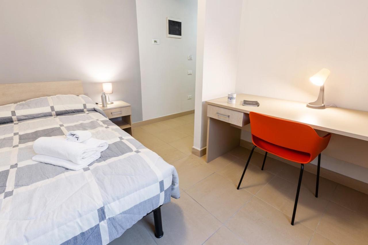 Camplus Mazzini Aparthotel Bologna Luaran gambar