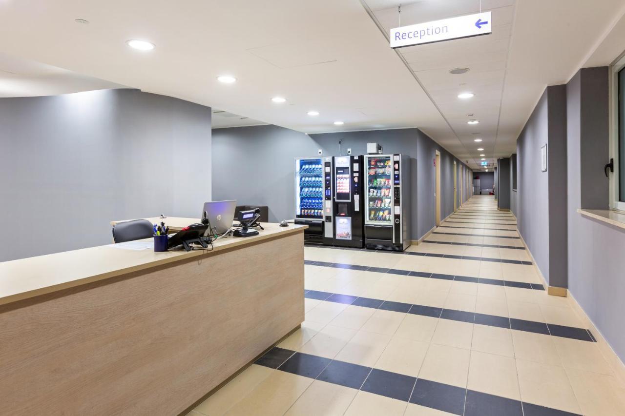 Camplus Mazzini Aparthotel Bologna Luaran gambar